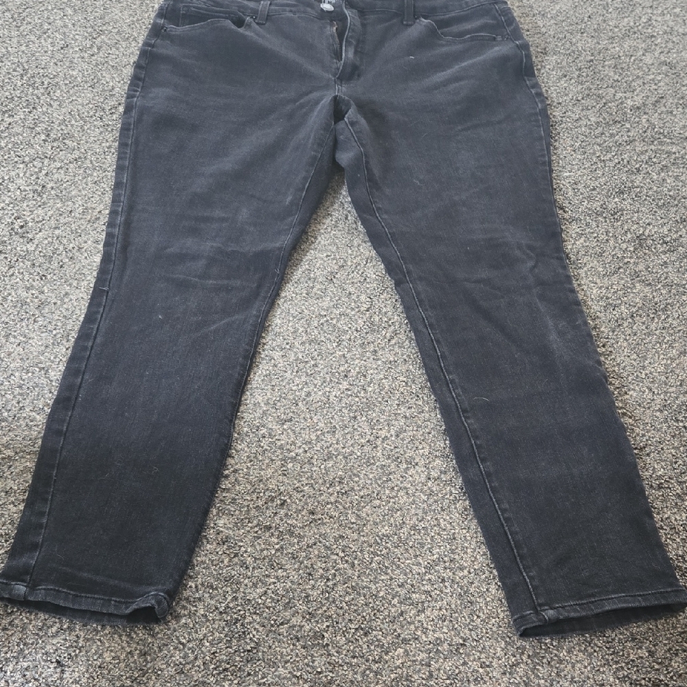 Time and Tru Black Skinny Jeans Classic Style